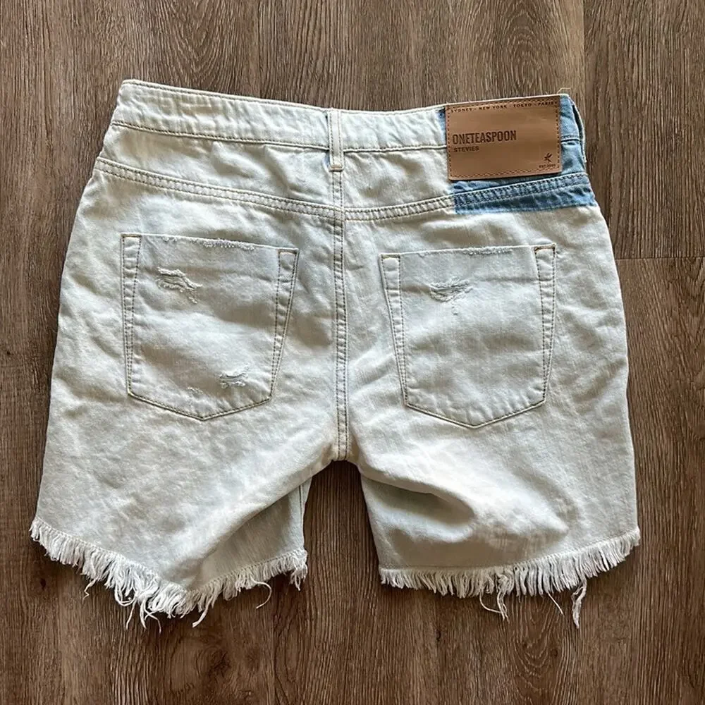 One Teaspoon Stevies Boyfriend Denim Shorts Light Wash Size 26 Distressed Cotton